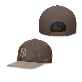 Men's New York Yankees Brown Statement Ironstone Pro Performance Snapback Hat